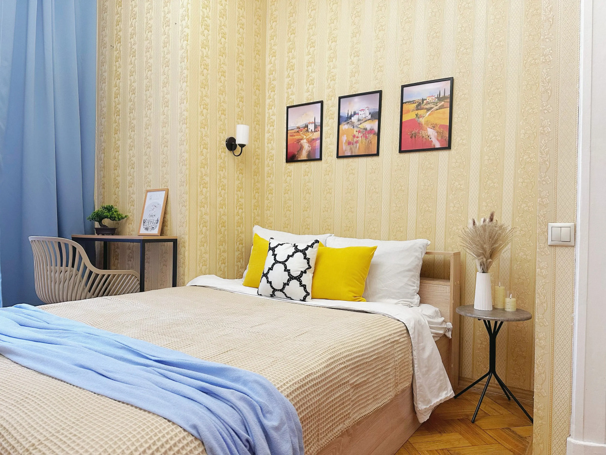 Квартира Четырехкомнатная Natali Apart на 8 Человек Около Патриарших Прудов в Центре Москвы