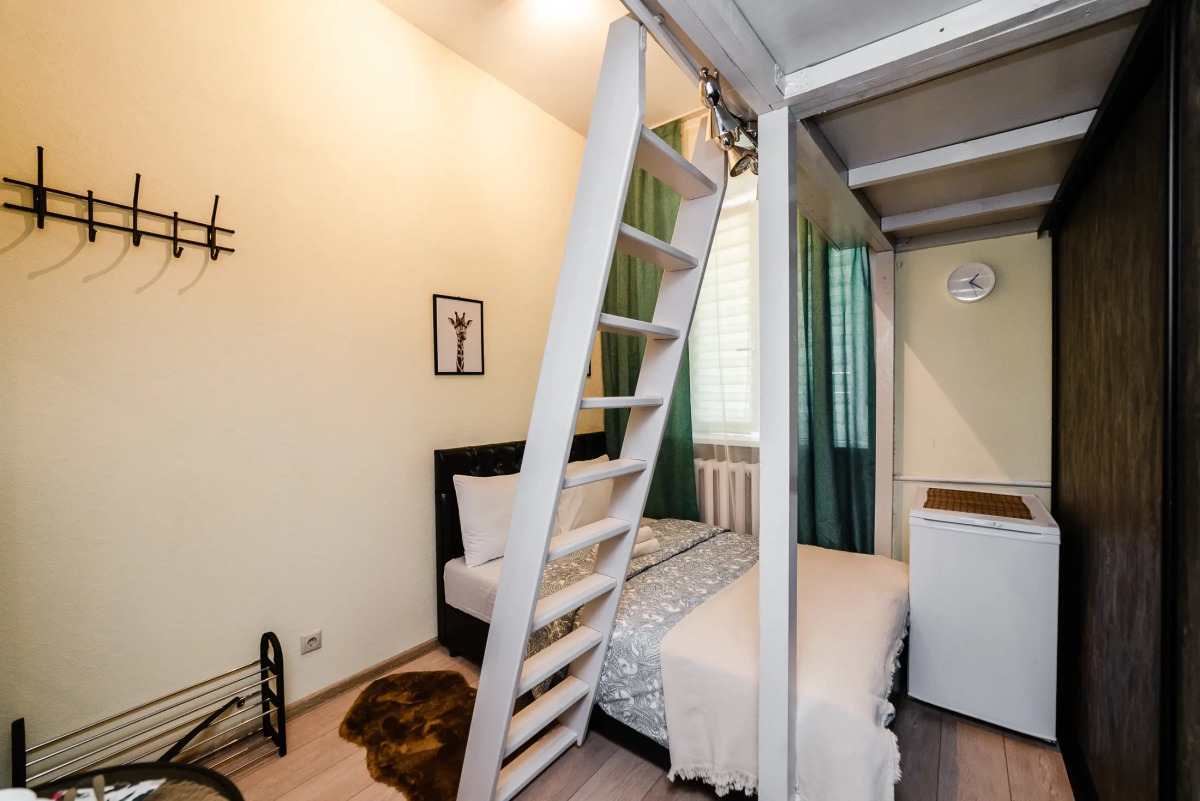 Апартаменты Сергея Макеева 6 (01)