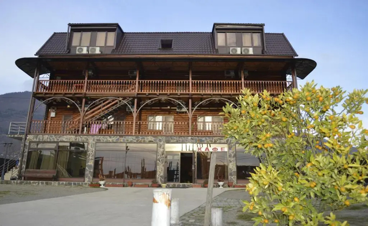 Гостевой Дом Абхазская Усадьба