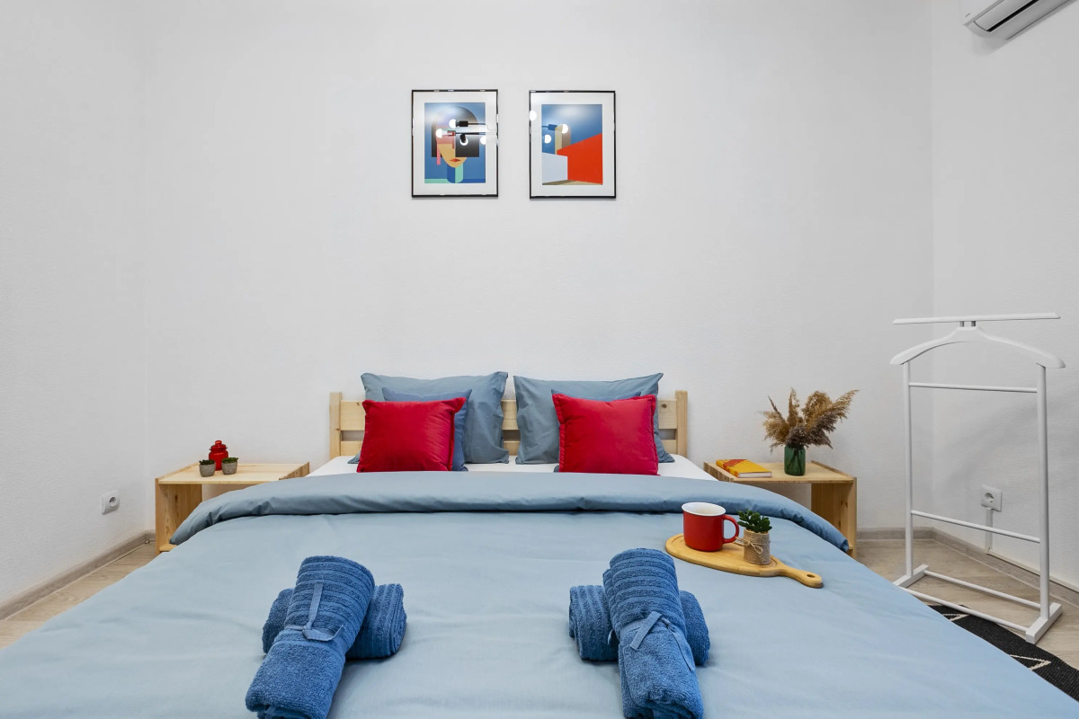 Great view 2-rooms Apartment 2 Min Walk to Raykin Plaza 2