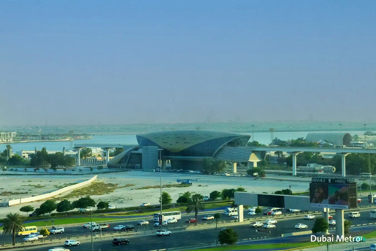 Отель Grand Kingsgate Waterfront By Millennium