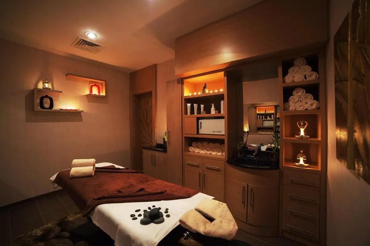 Отель Holiday Inn Baku