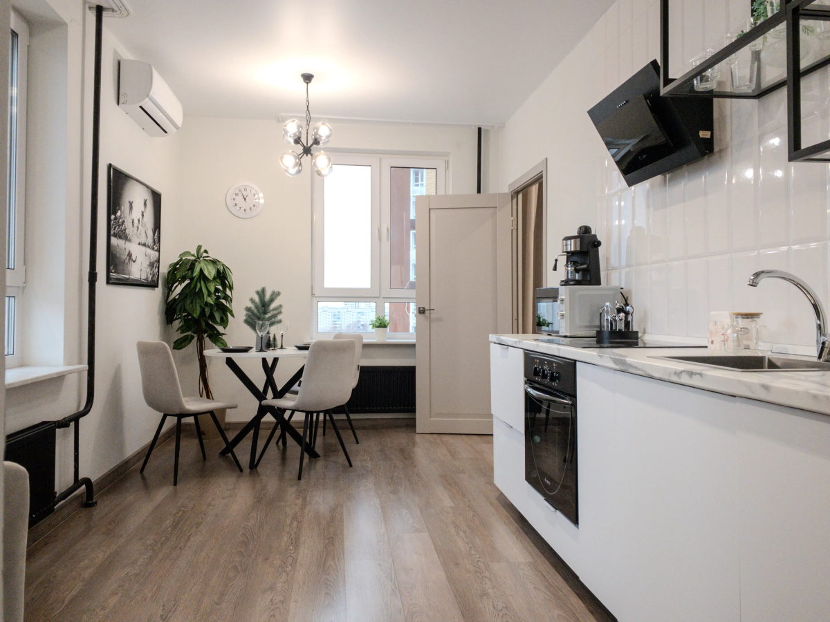 Апартаменты в ЖК Аквамарин у ТЦ Аквамолл 1307