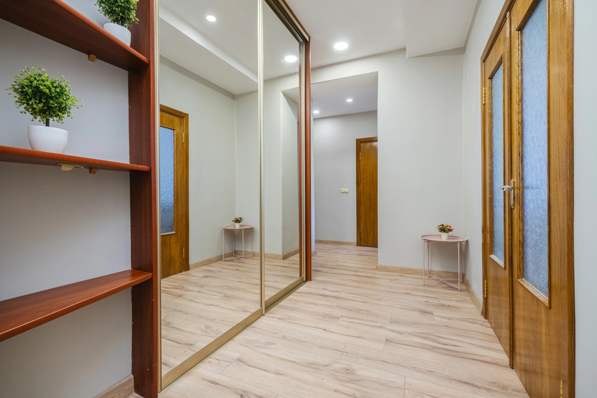 Квартира Двухкомнатная возле вокзала