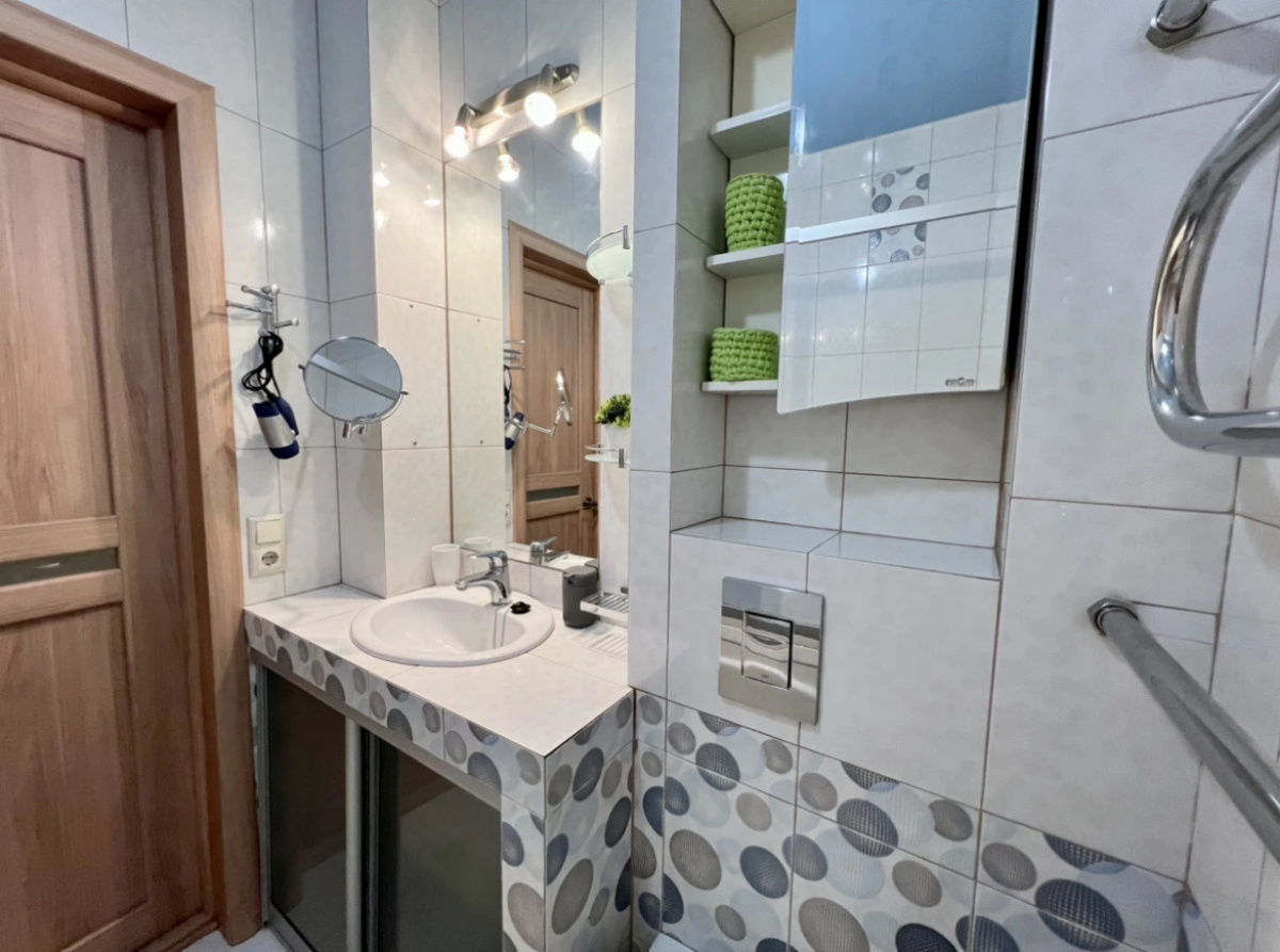 Квартира Орджоникидзе 30