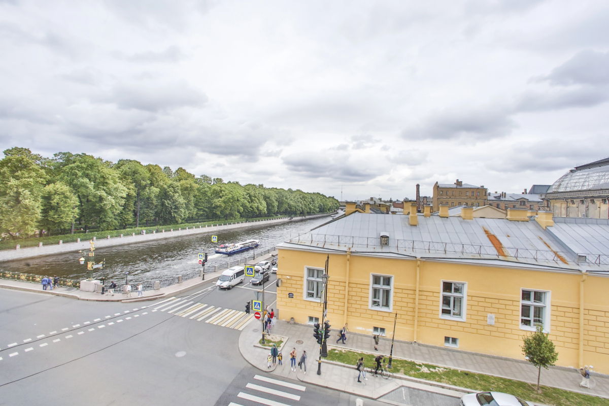 Апартаменты на Набережной Фонтанки 12