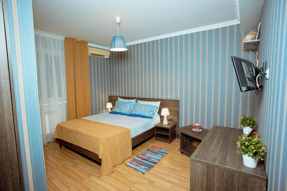 Отель София