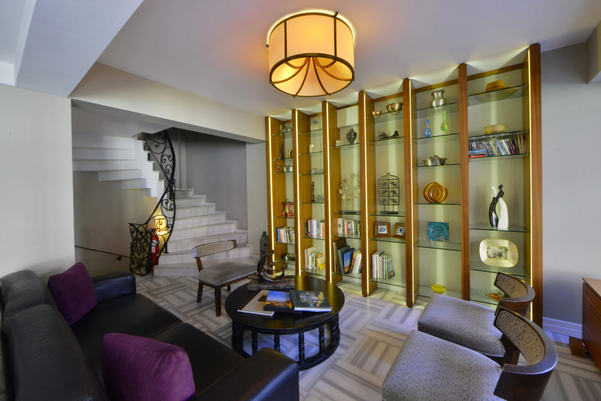 Отель Agora Life