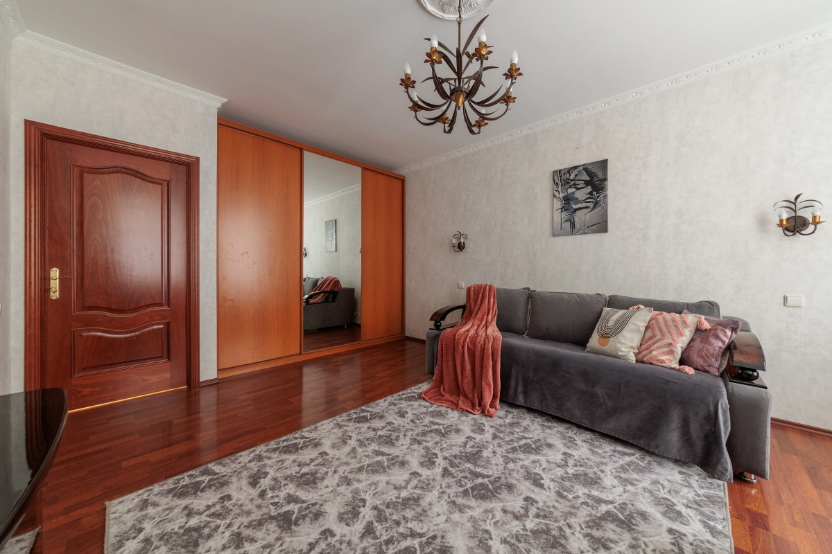 Квартира Трехкомнатная на Невском 45 DereMRents ДереМРентс