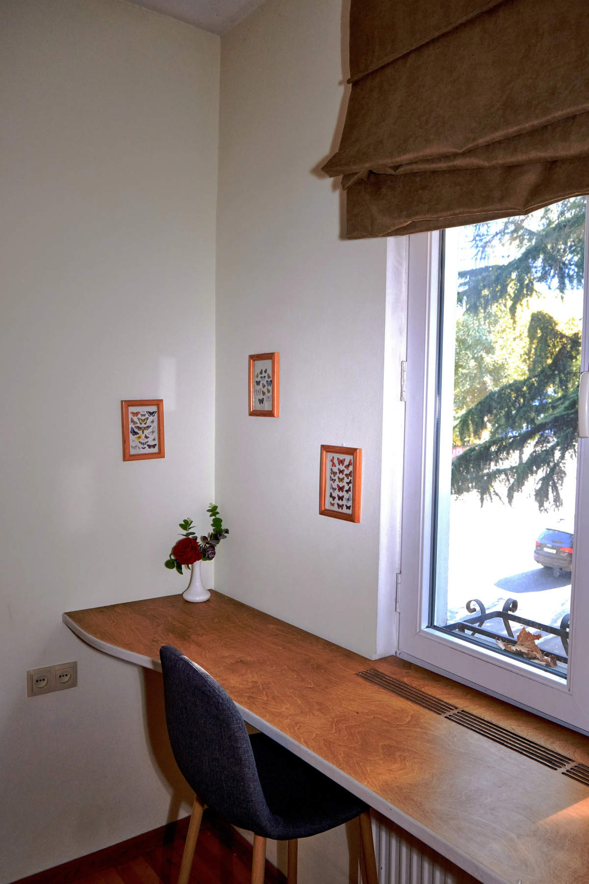 Отель Triple Eight