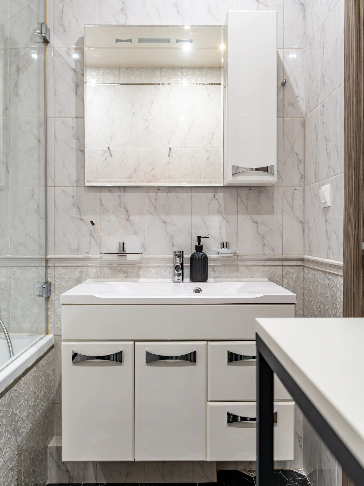 Квартира Antic на Кременчугской Satin Home