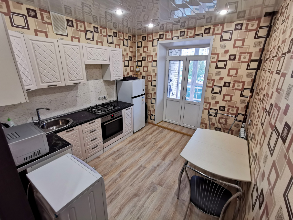 Квартира с балконом