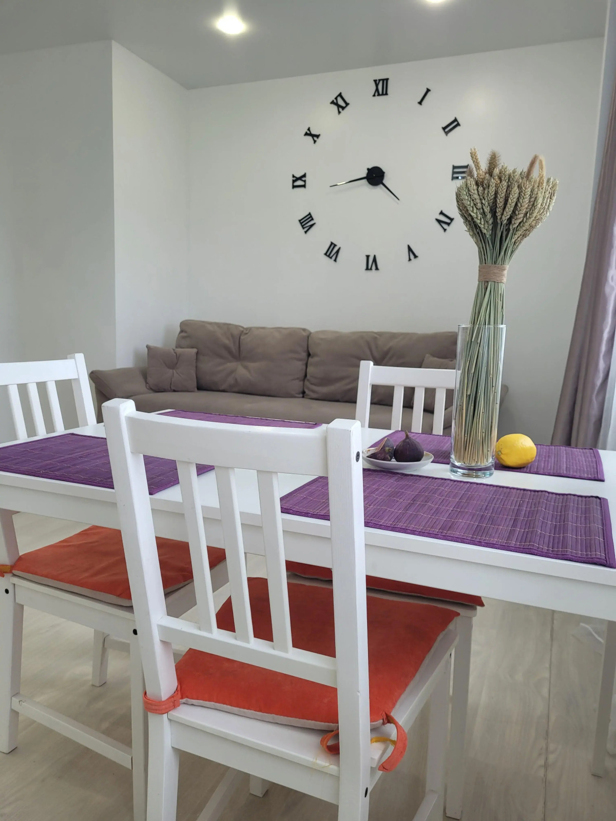 Квартира трехкомнатные Be Home на Седова