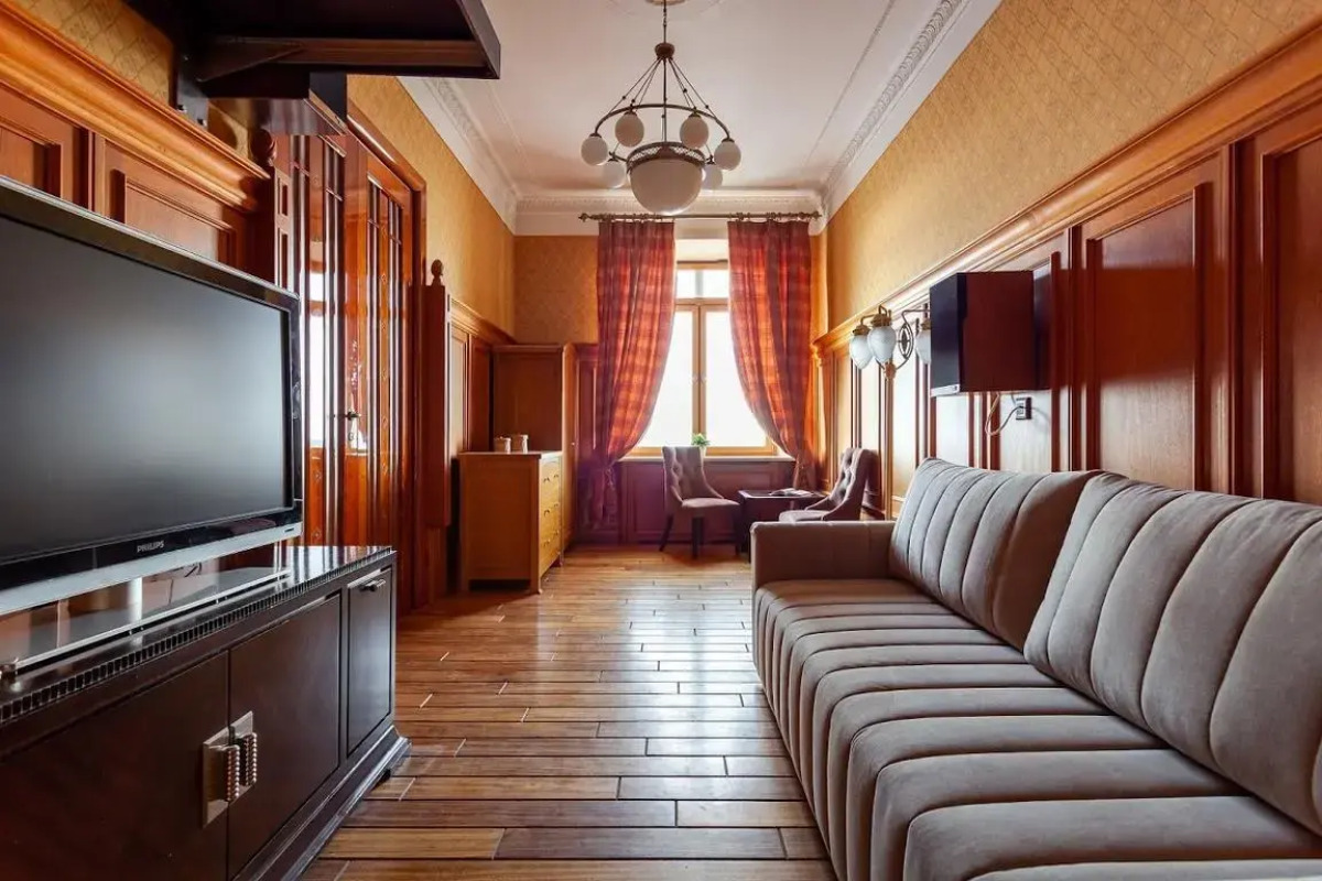 Апартаменты  Роскошные с Балконом и Видом на Кремль