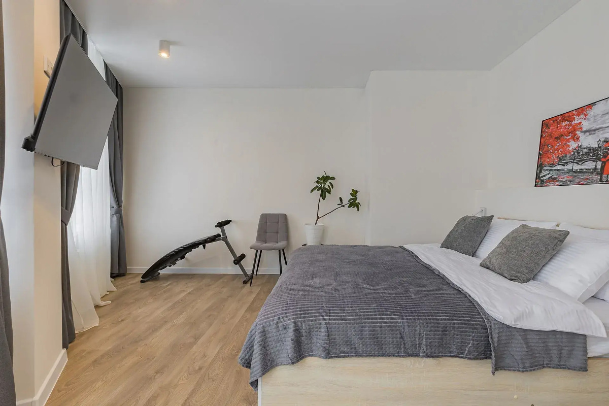 Квартира с панорамным видом и дизайнерским ремонтом