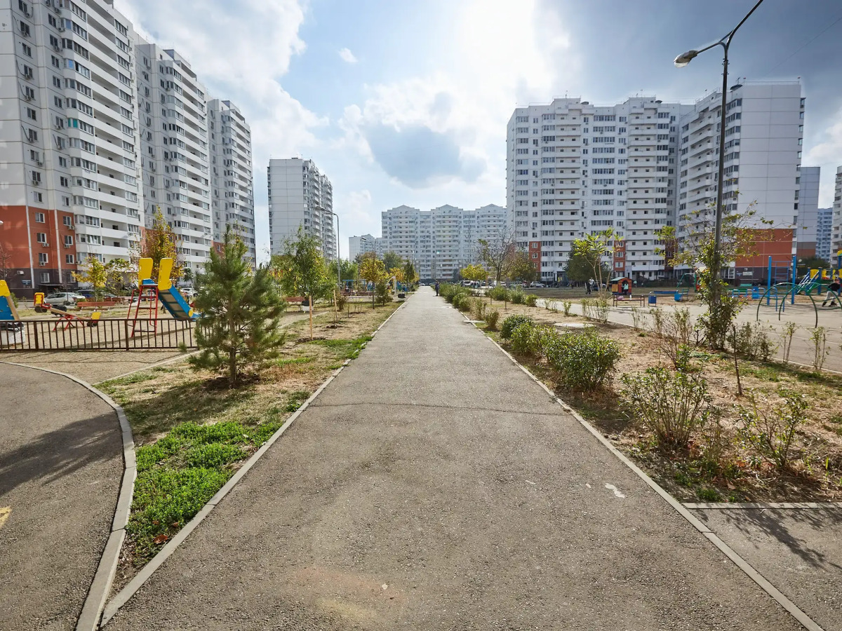 Квартира с Балконом на Артюшкова 27