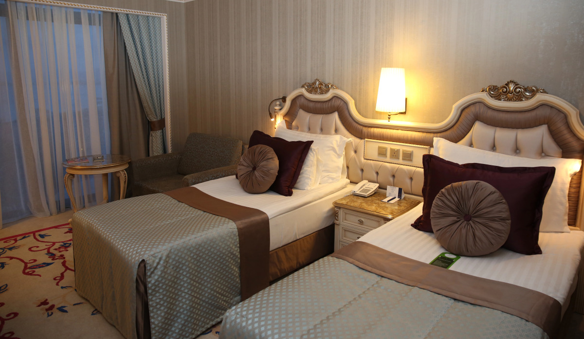 Отель Merit Crystal Cove Casino & SPA