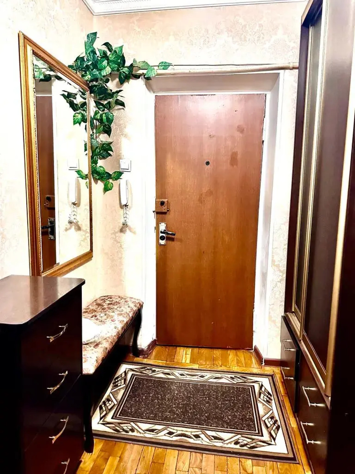 Квартира Уютная Трёшка