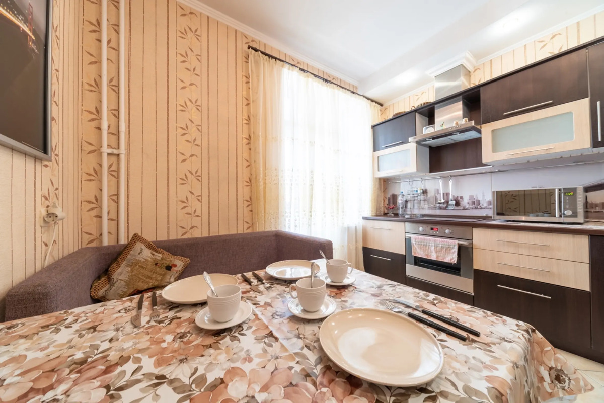 Апартаменты на Богатырском проспекте 26/1