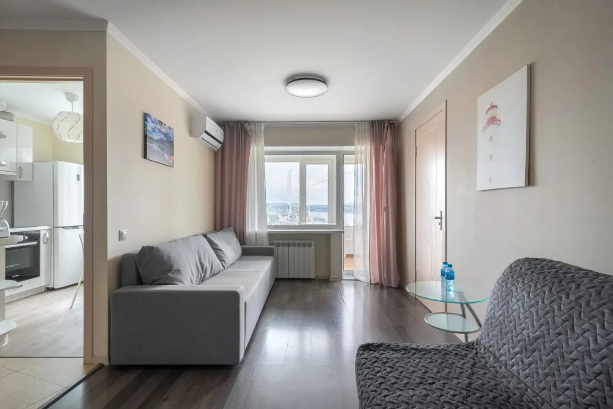 Апартаменты Двухкомнатные с двуспальной кроватью и двумя диванами