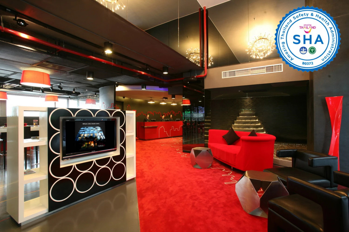 Отель Galleria 10 Bangkok Hotel By Compass Hospitality