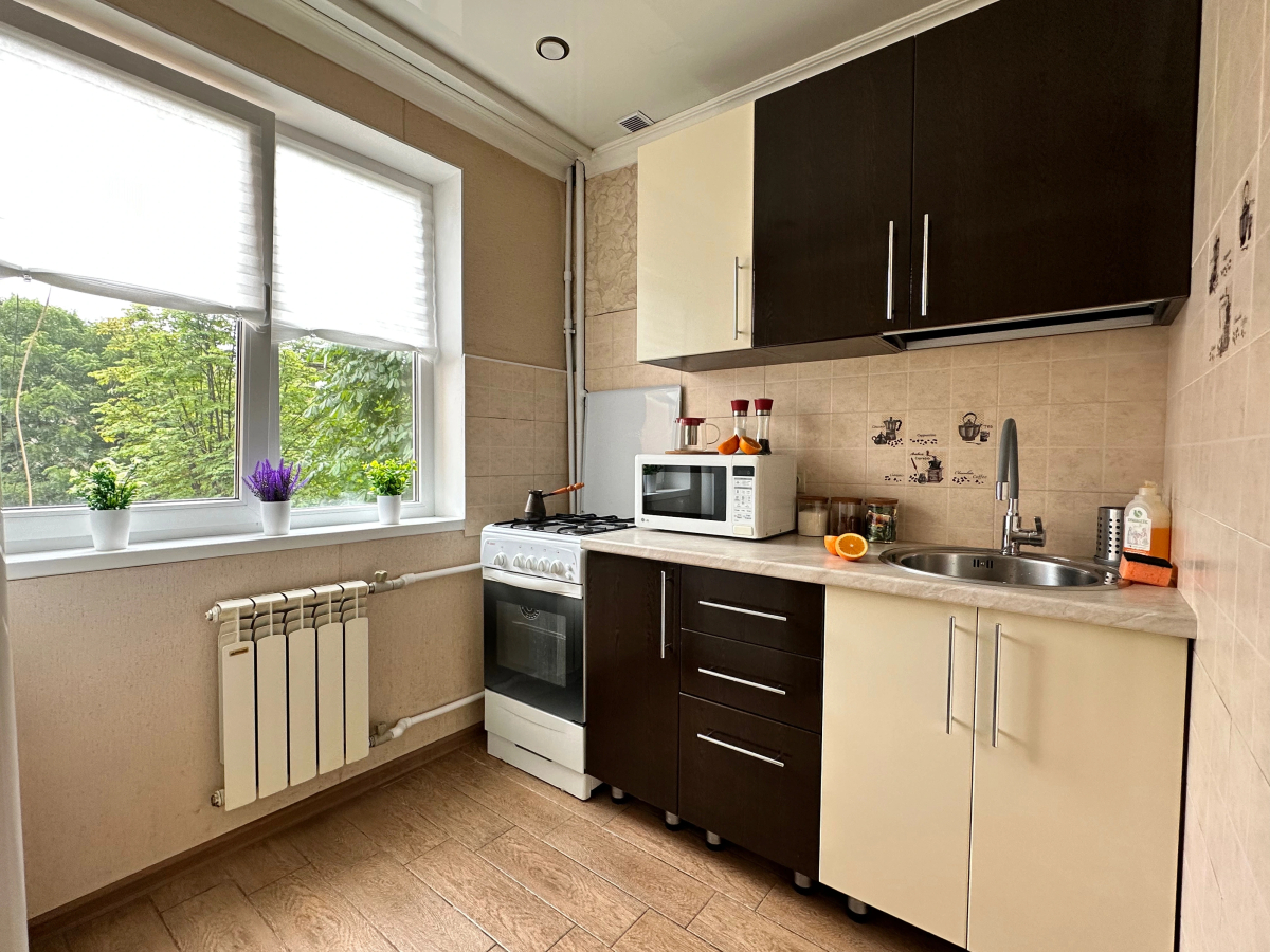 Апартаменты Леонова