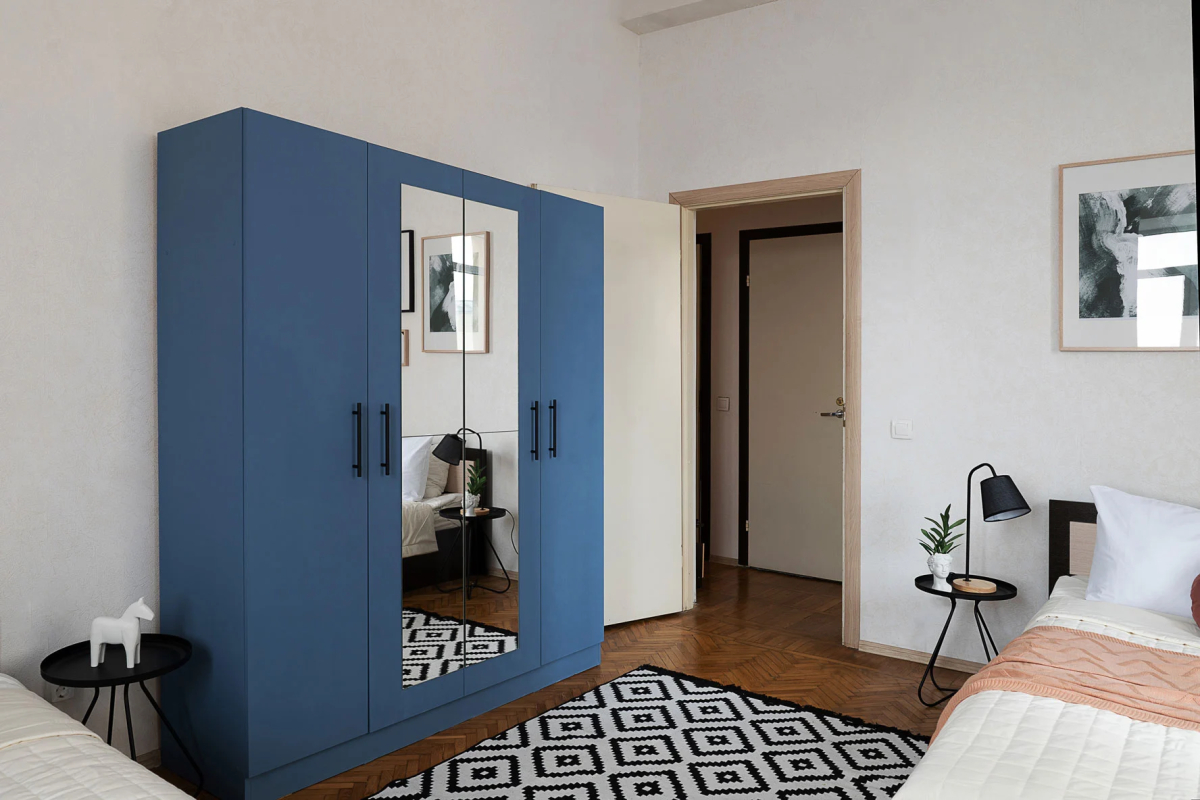 Апартаменты с Видом на Садовую