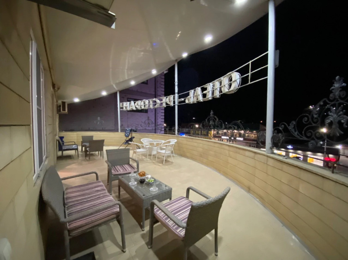 Отель Версаль