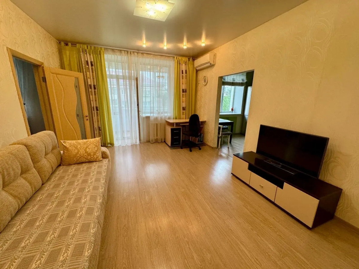 Апартаменты Ленинградская 63