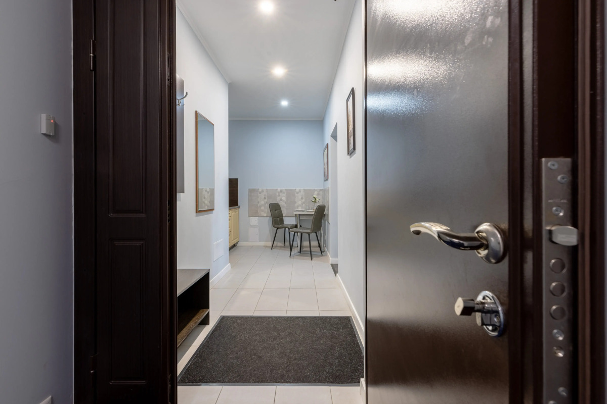 Solo Апарт Невский