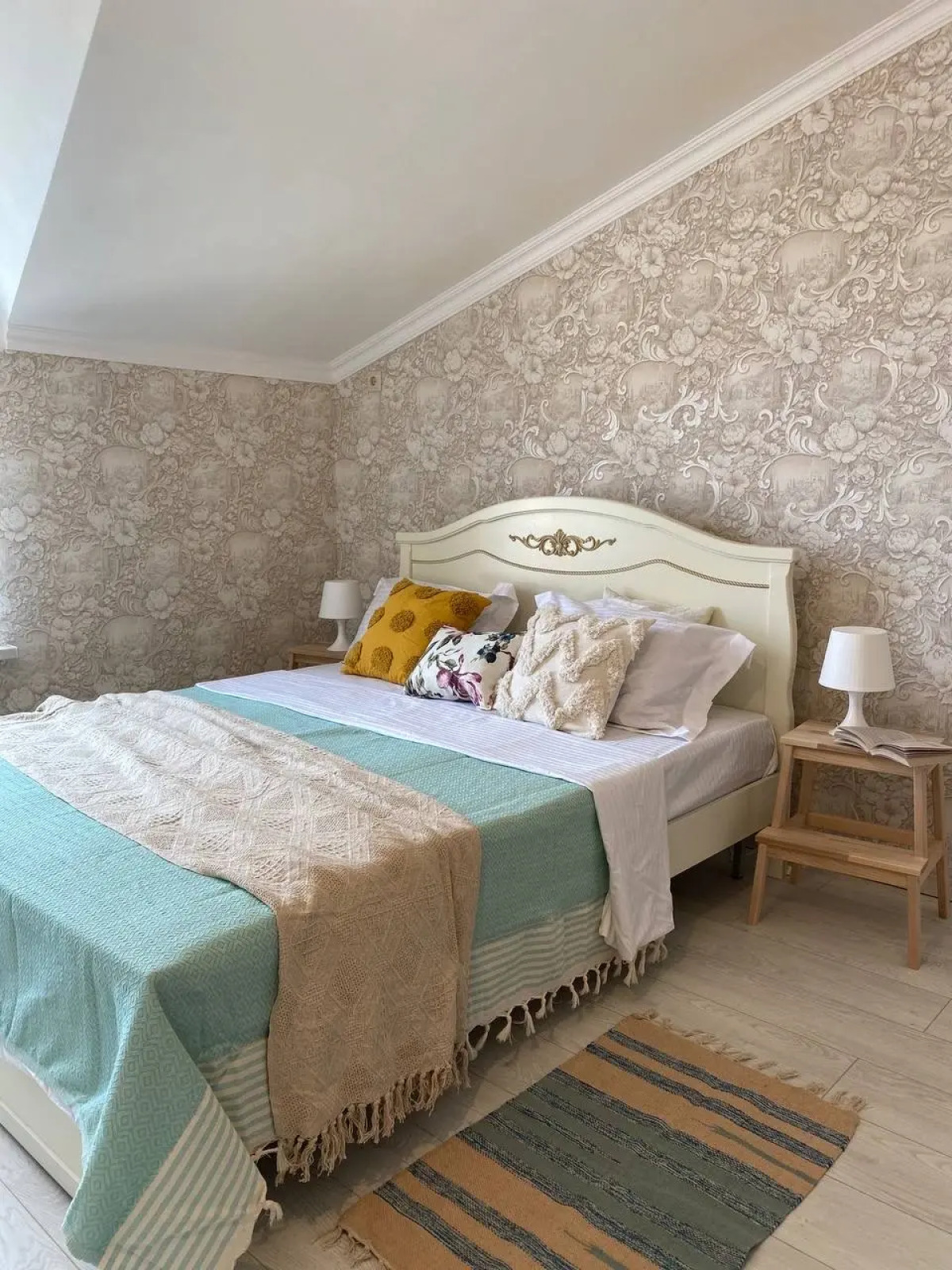 Квартира с Видом на Озеро Акгёль