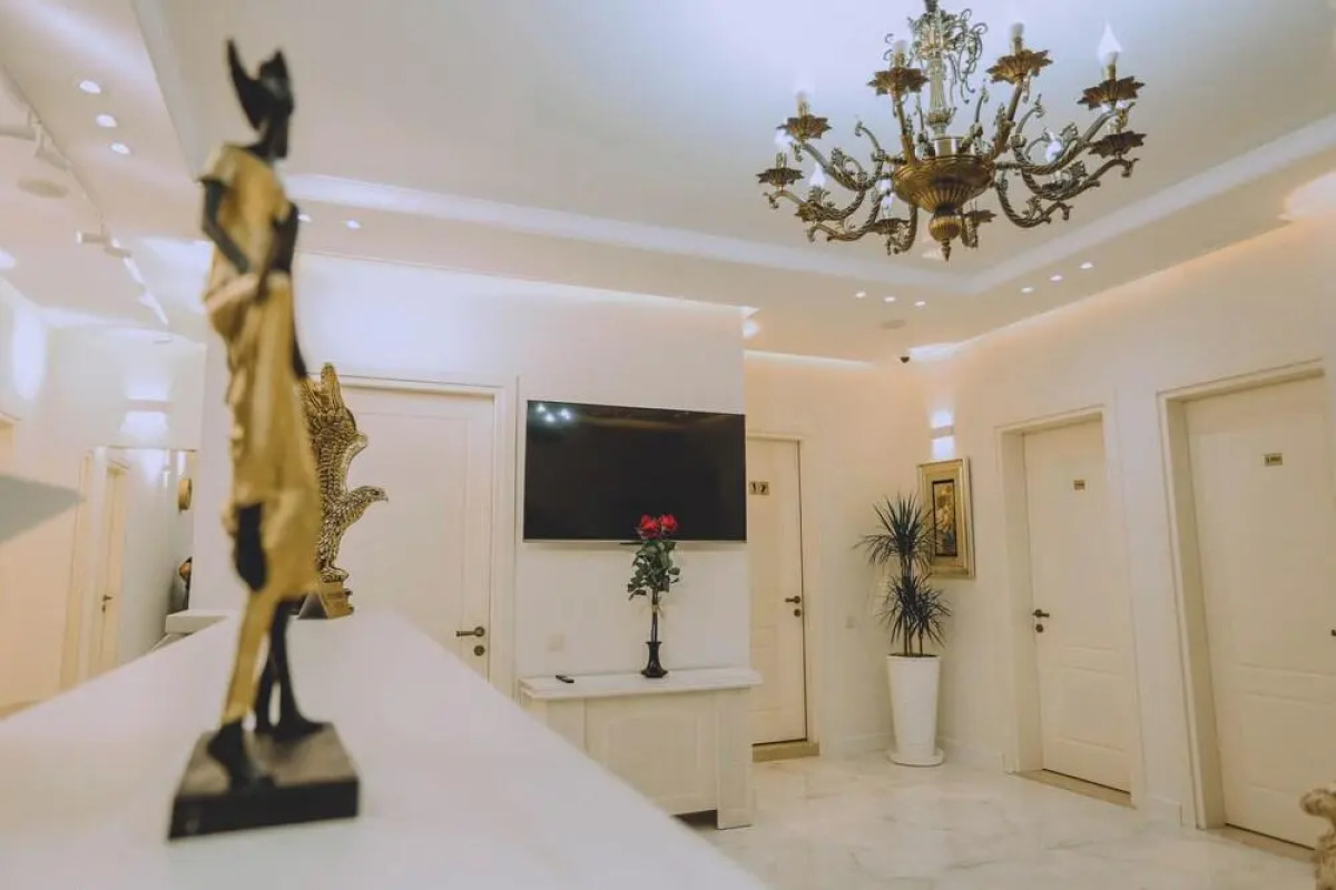 Отель Royal Medis