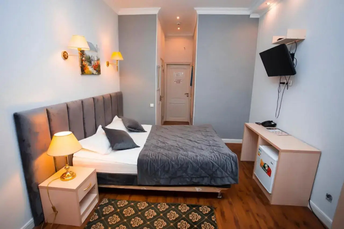 Отель Aruna