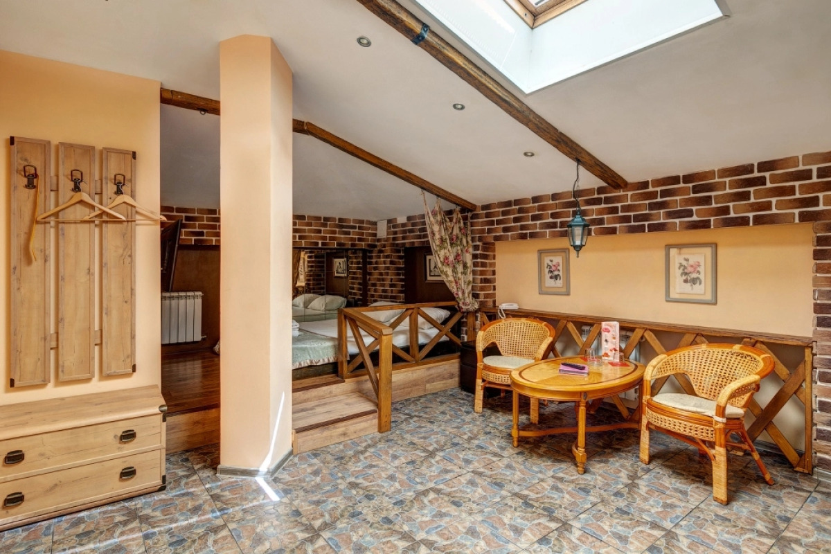 Отель Рандеву