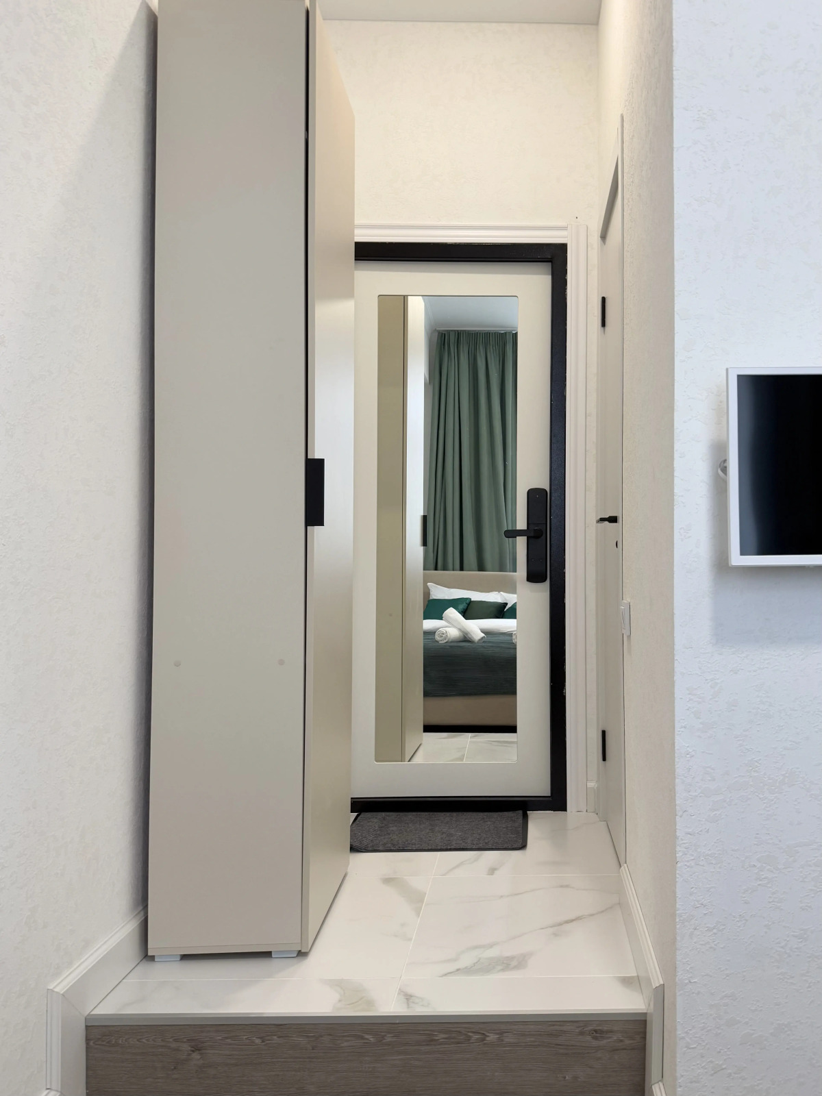 Апартаменты 17 Комфортно и Точка на Улице Кржижановского 15к1