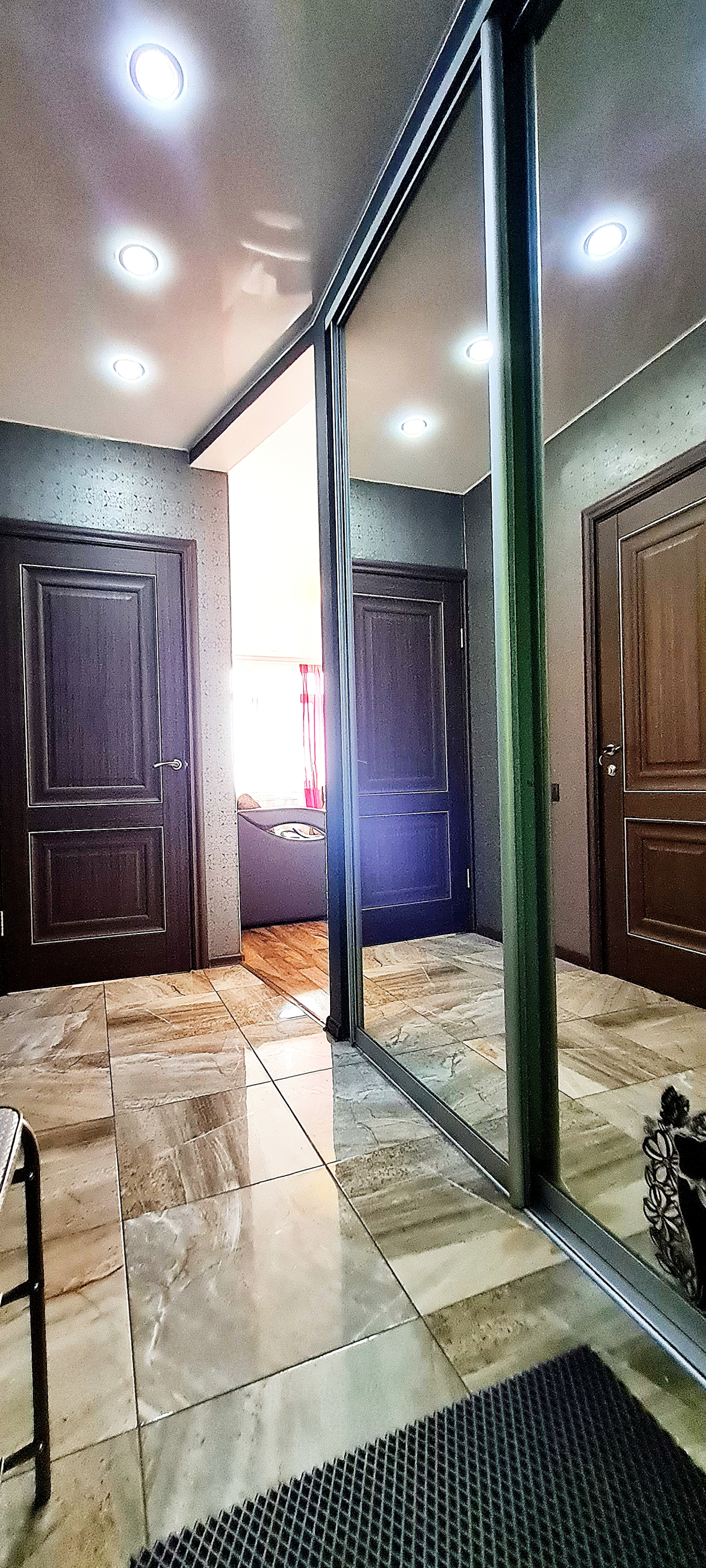 Апартаменты ApartLuxПолиныОсипенко