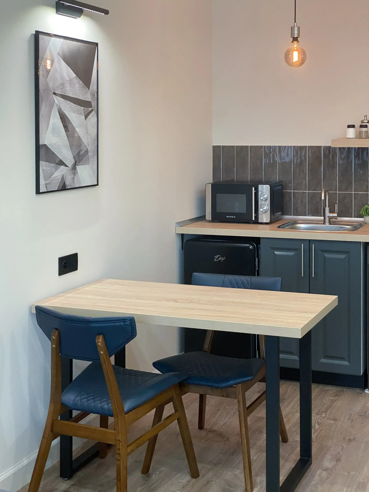 Апартаменты Unique Apart Юпитер рядом с Мариинским театром, КемГУ и Филармонией на Красной 12