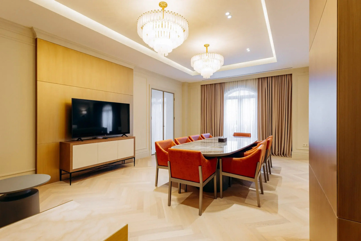 Апарт-отель Four Seasons