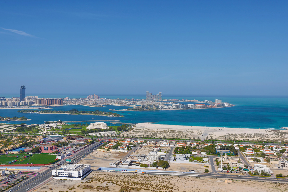 Отель La Suite Dubai Hotel & Apartments