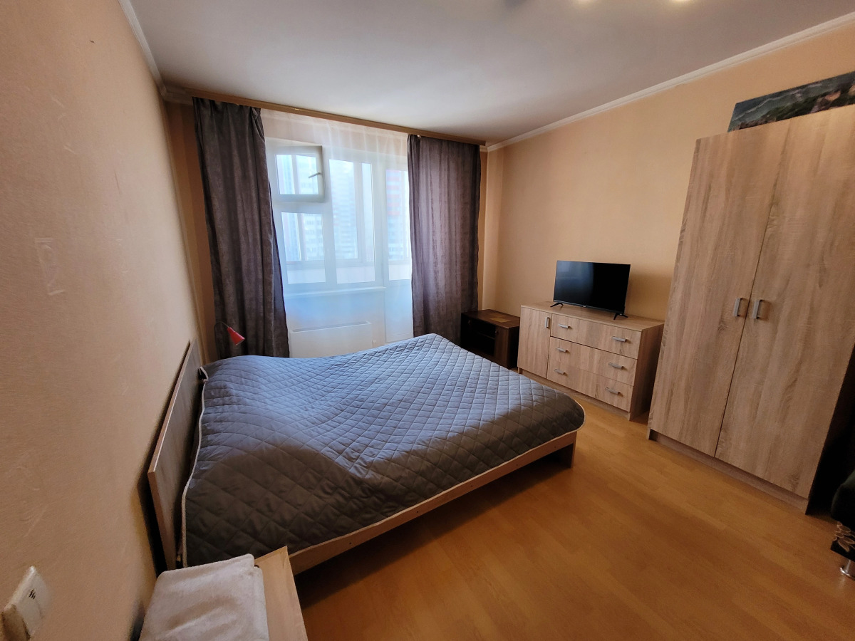 Апартаменты 1b Зверева 4