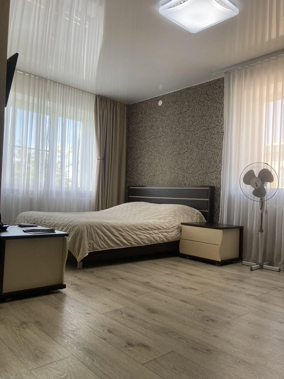 Апартаменты на площади Ленина