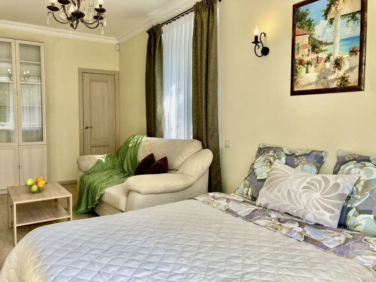 Апартаменты на улице Июльских Дней 14