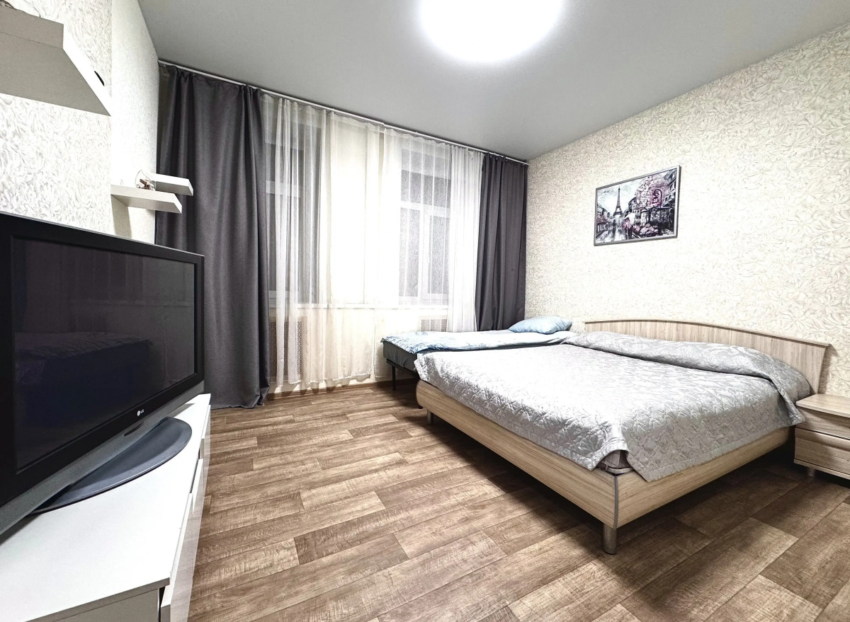 Квартира 2-комнатная Cтудия Yarapartments на Октября 11