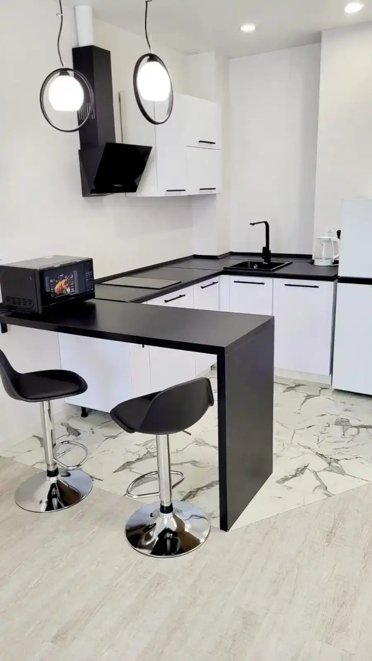 Квартира Двухкомнатная возле Аквапарка