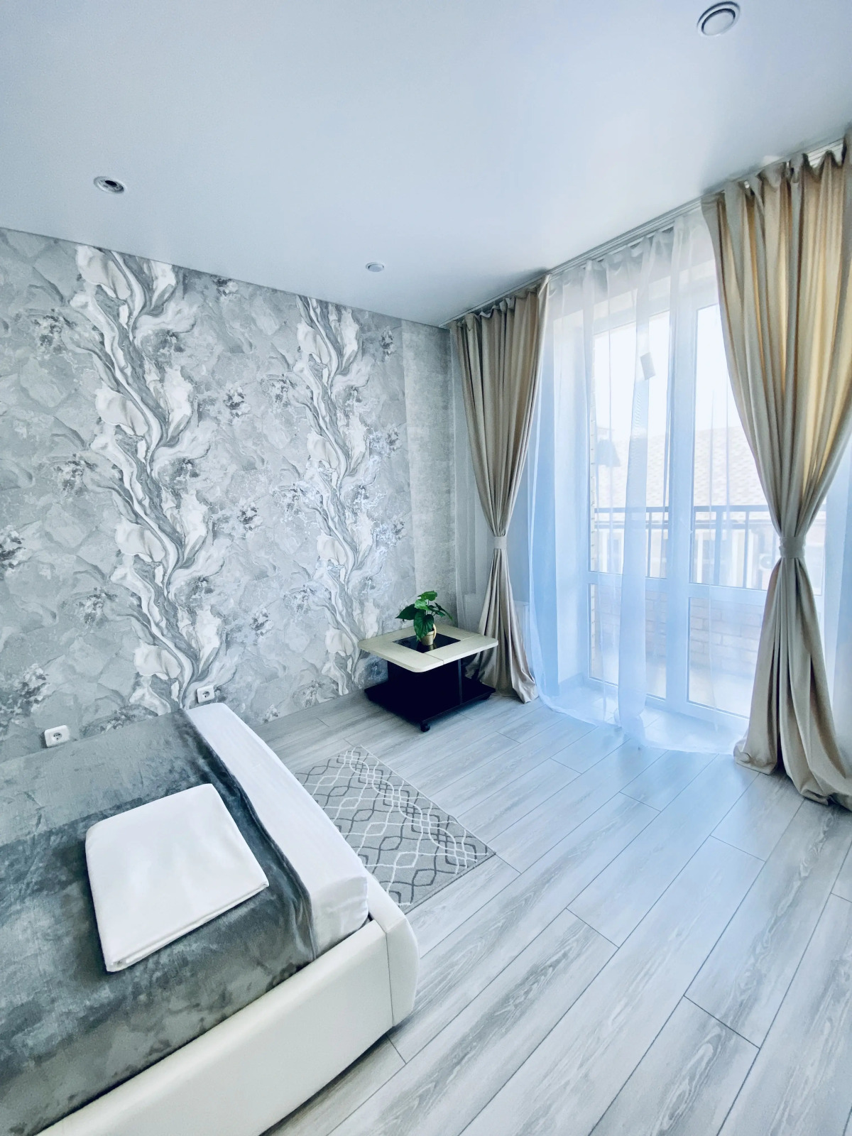 Уютная евродвушка Нежность возле парка и озера