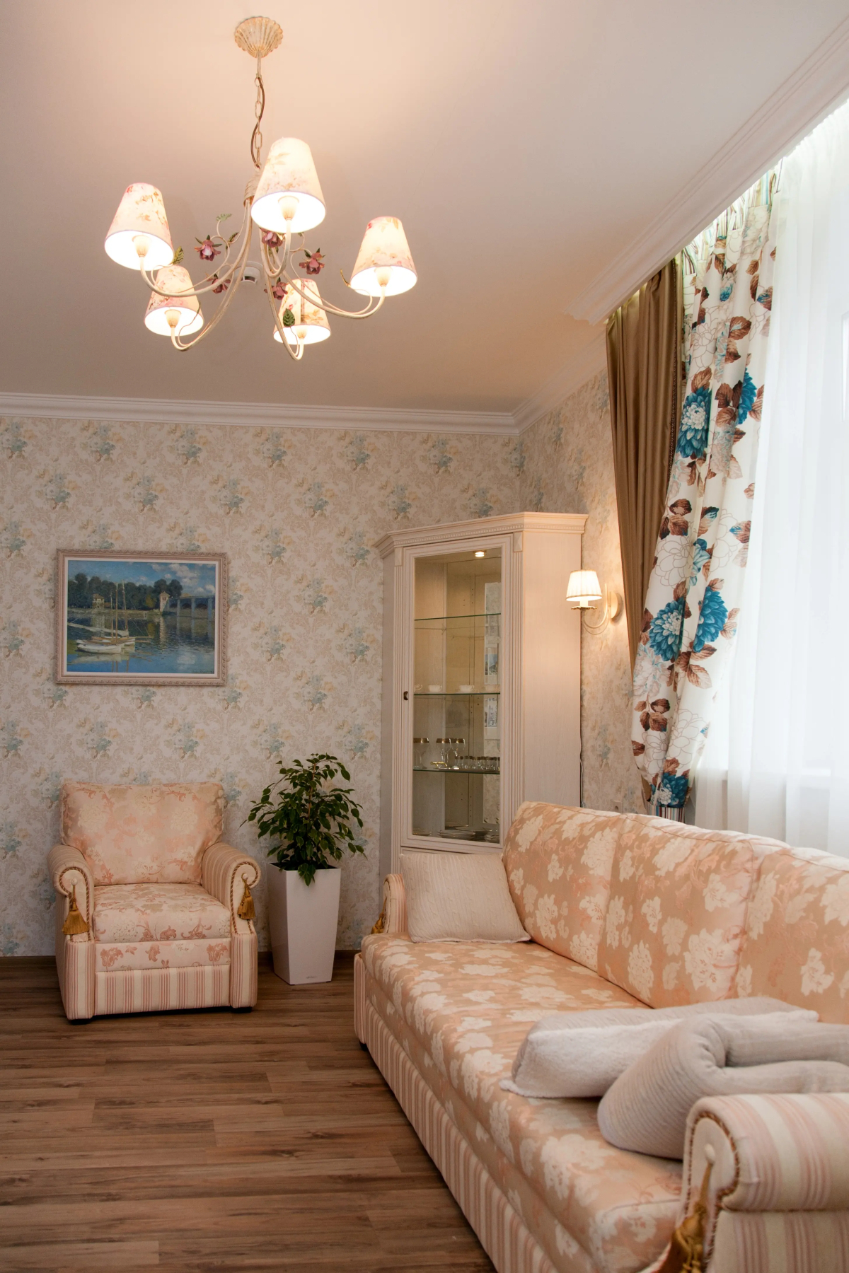 Отель Высотник