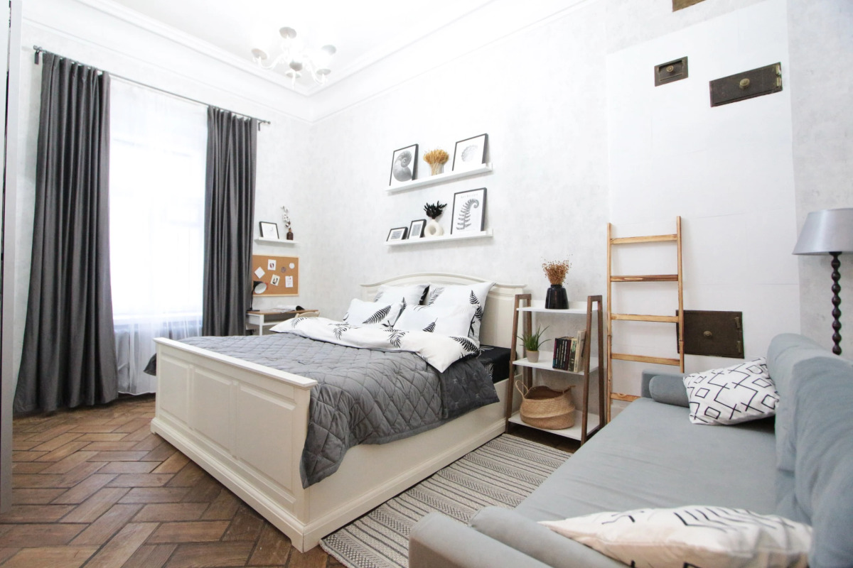 Двухкомнатная квартира возле Кремля