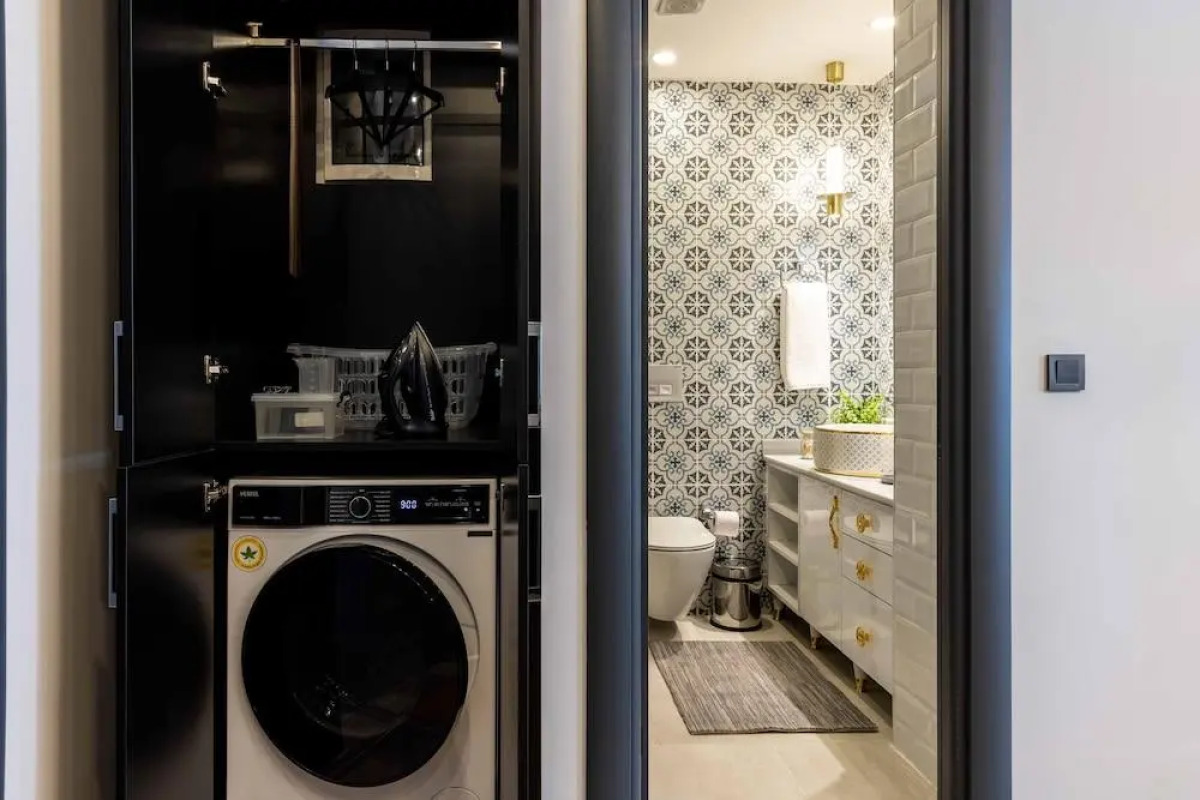 Отель BayMari Suites City Life