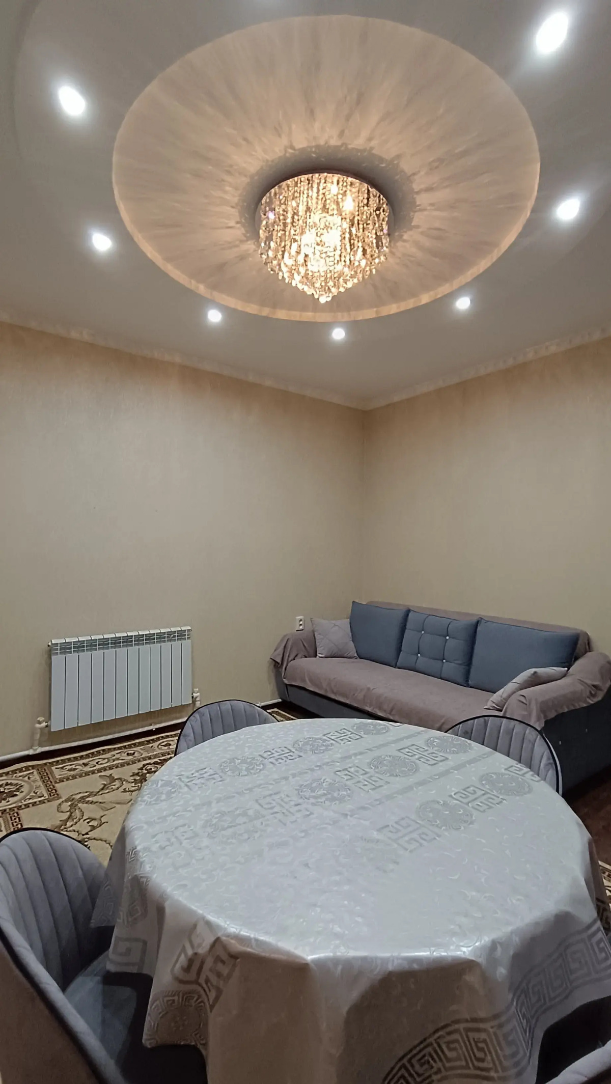 Квартира с двумя спальнями в курортной зоне рядом с Верхним рынком