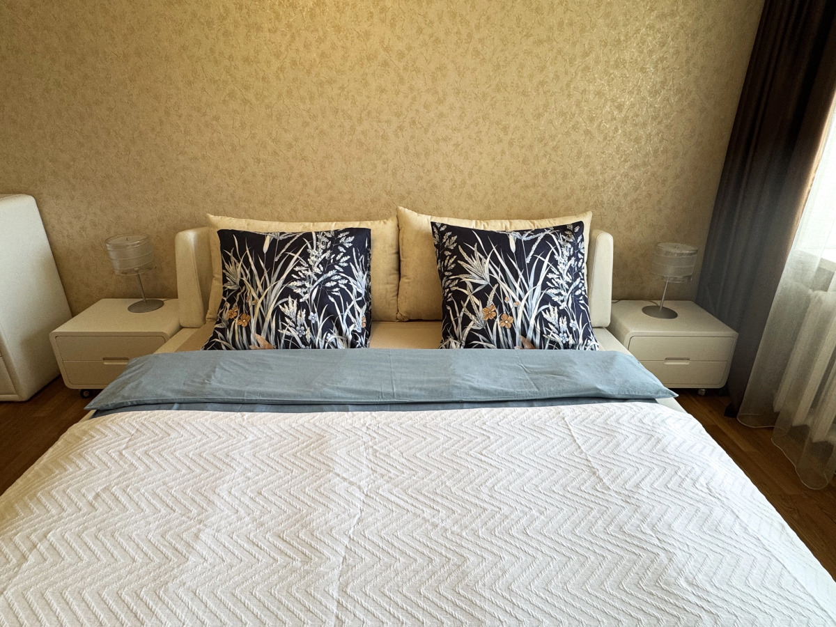 Квартира Трехкомнатная на 9 Апреля